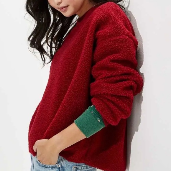 Red Sherpa Crew Neck Sweater-New without tags - Picture 1 of 3